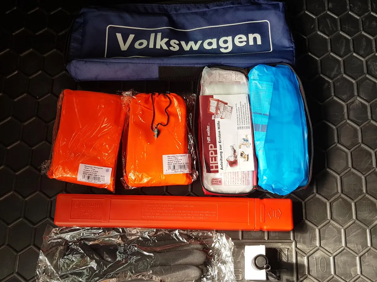 What's in a roadside assistance kit in a modern car